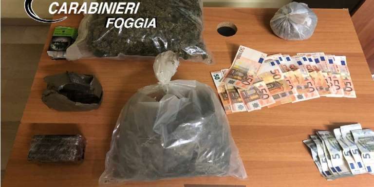 SORPRESO CON UN CHILO E MEZZO DI DROGA NEL PROPRIO BAR, ARRESTATO