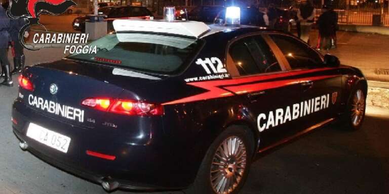 CARABINIERI: ARRESTO COPPIA E DENUNCIA DI UN 25ENNE PER DETENZIONE SOSTANZE STUPEFACENTI