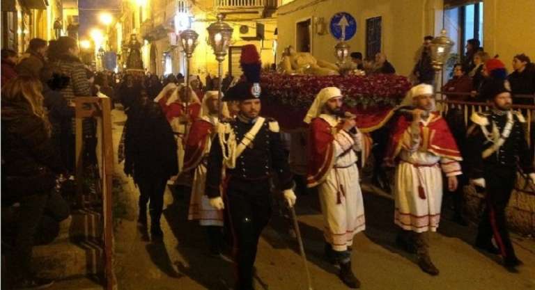 SAN NICANDRO, LIMITAZIONE ALLA CIRCOLAZIONE STRADALE PER I RITI DELLA SETTIMANA SANTA 2022