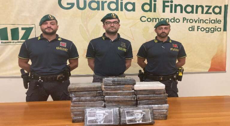 GDF FOGGIA: SEQUESTRATI 26 KG. DI COCAINA. 2 ARRESTI