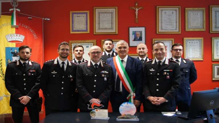 ROCCHETTA SANT’ANTONIO: ENCOMIO SOLENNE AL COMANDANTE DELLA STAZIONE CARABINIERI