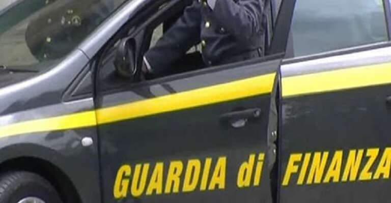 GDF FOGGIA: FRODE ALL’IVA, 8 PROVVEDIMENTI CAUTELARI E SEQUESTRO DI OLTRE 18 MLN €